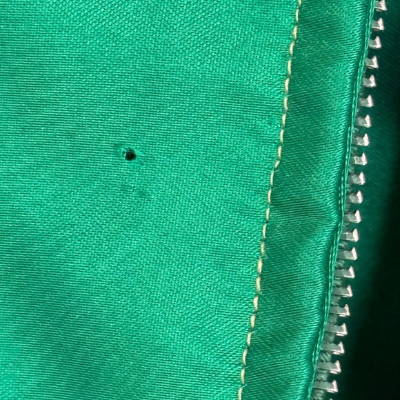 Elegant Green Dress - Picture 5 of 7